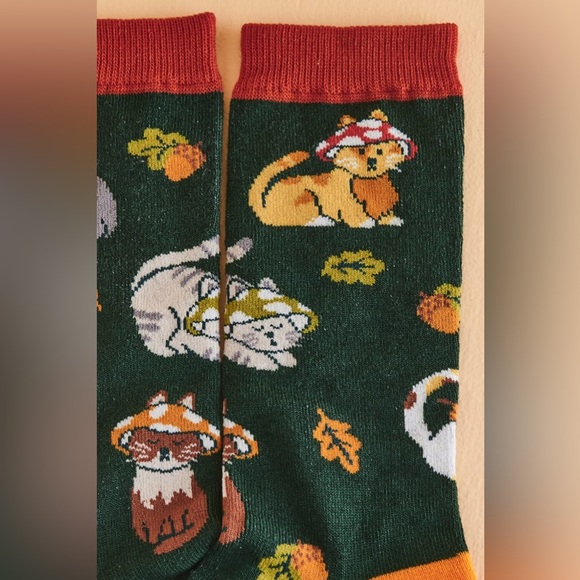 Earthbound EBX Meowshrooms Socks, NWT - Picture 3 of 3